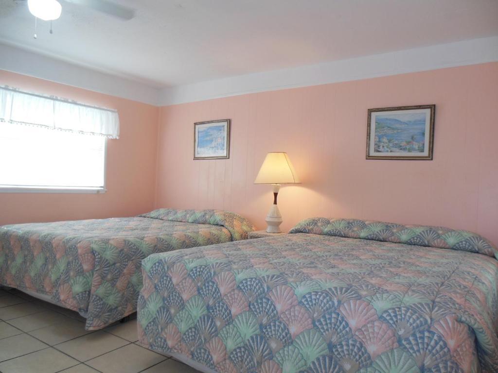 Bonefish Resort Motel Marathon Room photo