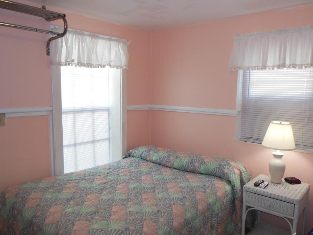 Bonefish Resort Motel Marathon Room photo